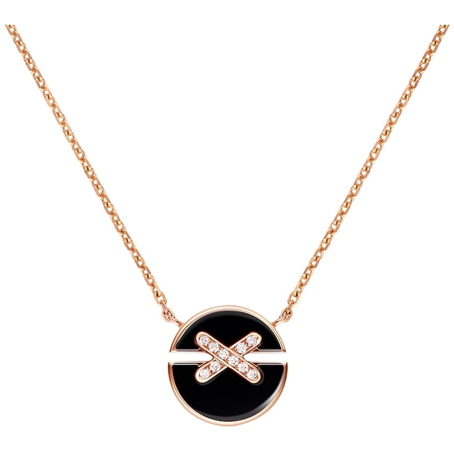 CHAUMET - Harmony Onyx Links Games small model pendant