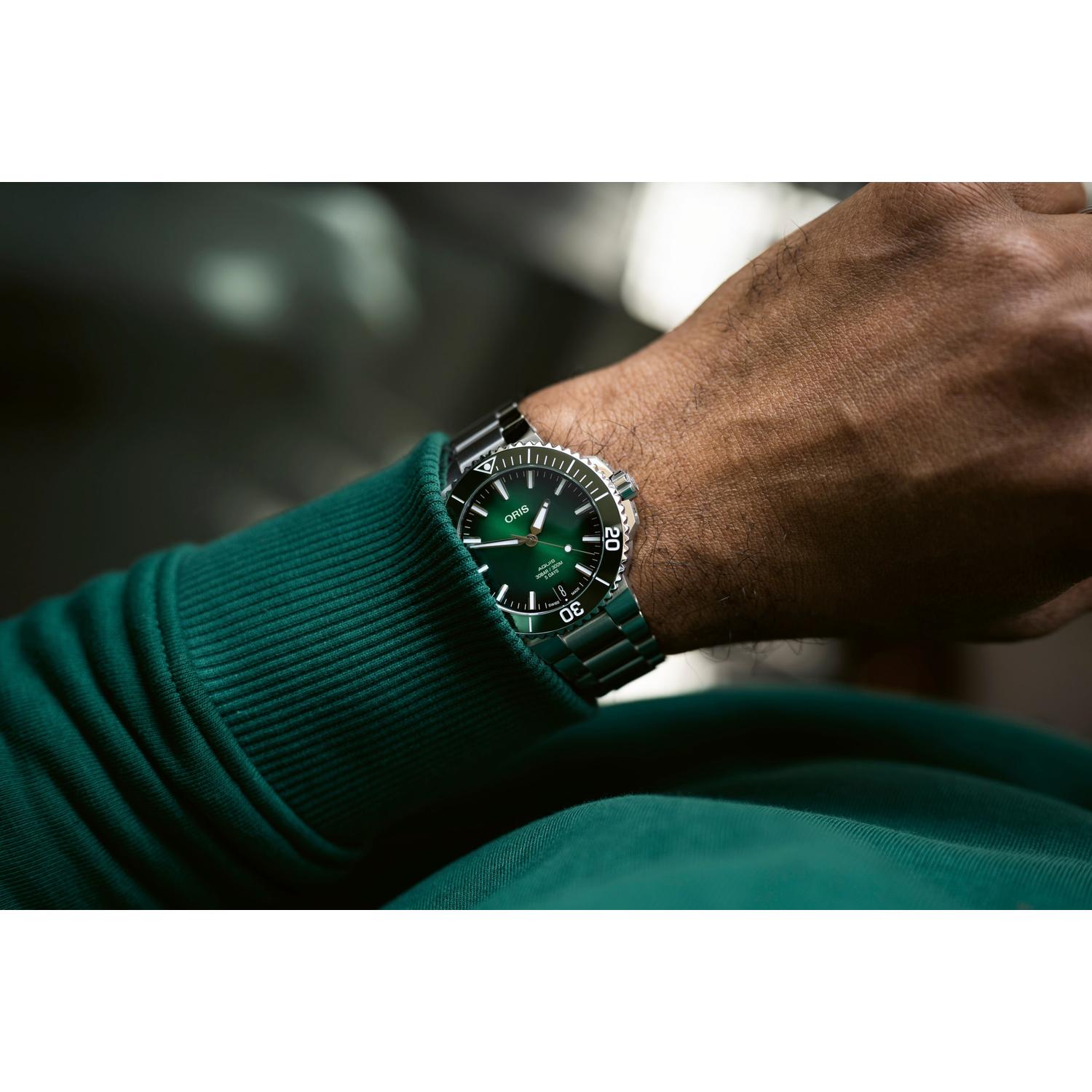 Oris - 40077694157-0782209PEB - Aquis Date Calibre 400